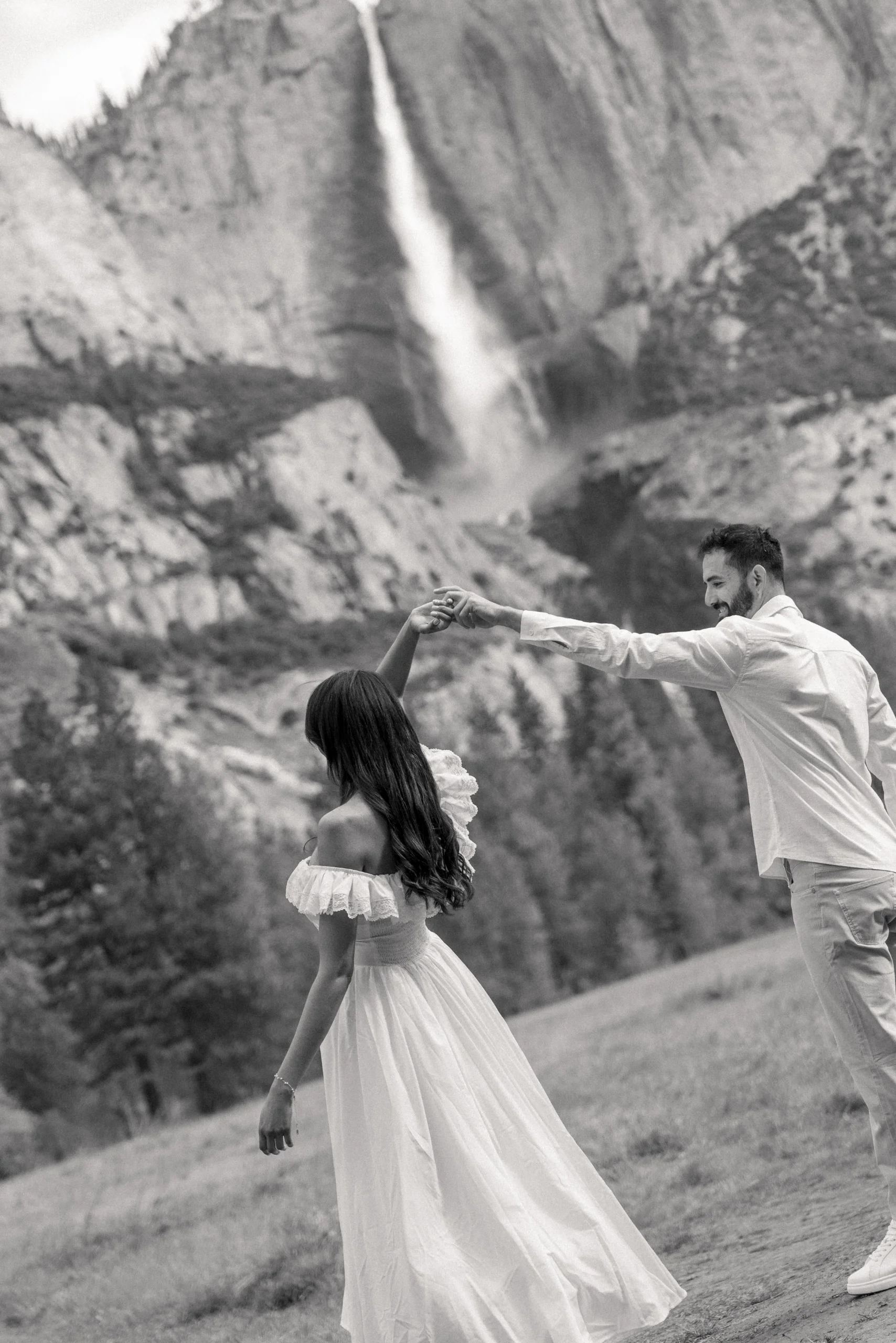Engagement session photograph by Volkanova.photo, Sacramento and Bay Area